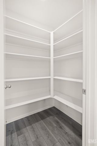 5019 Aliado Court, Bakersfield, CA 93307