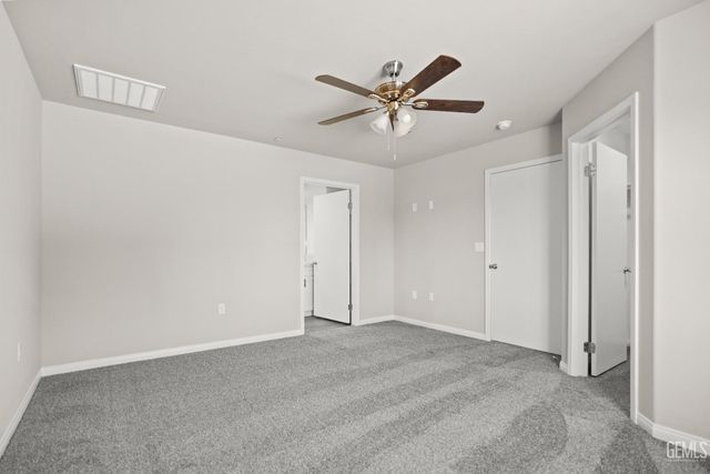 5019 Aliado Court, Bakersfield, CA 93307