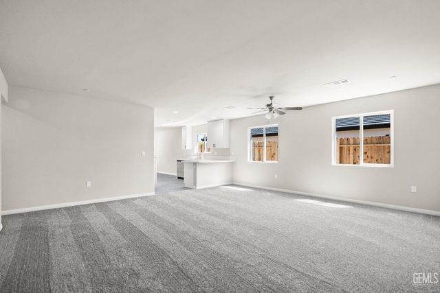 5019 Aliado Court, Bakersfield, CA 93307