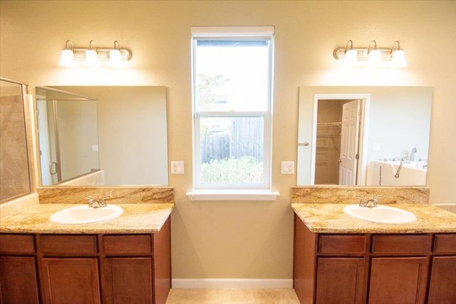 2043 Thomas Dr, Jackson, CA 95642