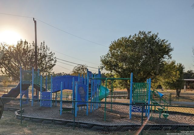 1806 Slumber, San Antonio, TX 78260