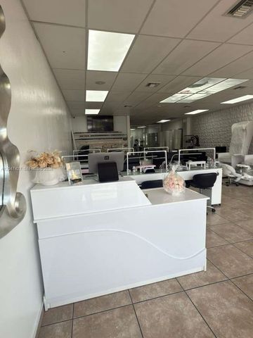10900 W Flagler Street, Sweetwater, FL 33174