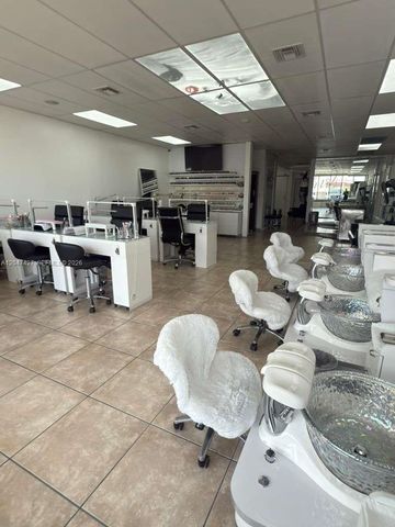 10900 W Flagler Street, Sweetwater, FL 33174