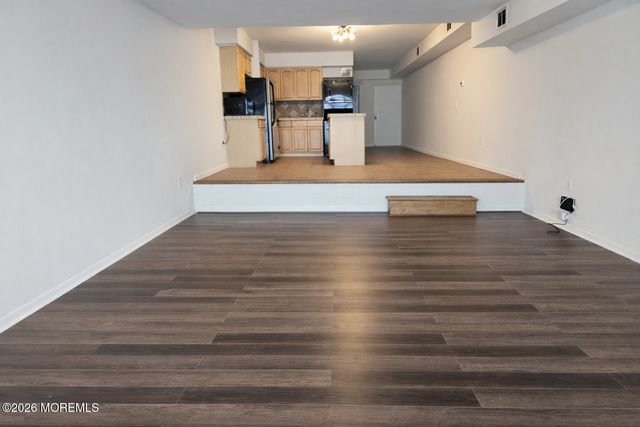 138 Bodman Place 11, Red Bank, NJ 07701
