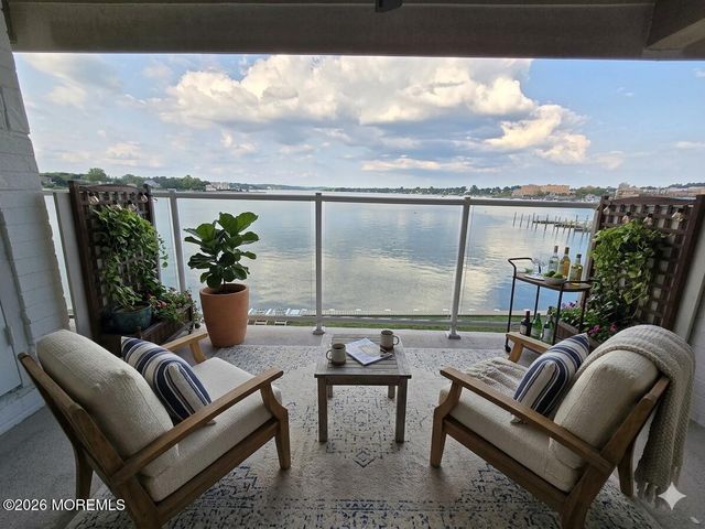 138 Bodman Place 11, Red Bank, NJ 07701