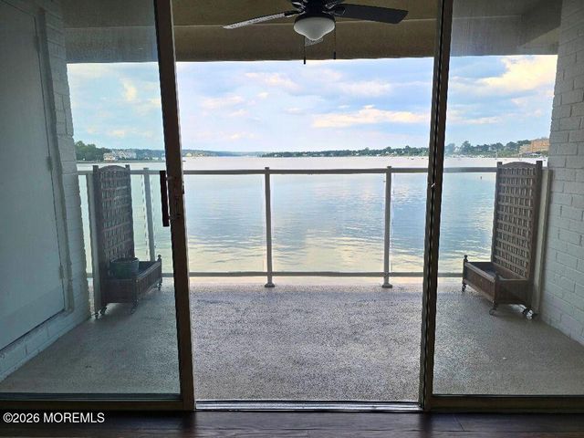 138 Bodman Place 11, Red Bank, NJ 07701
