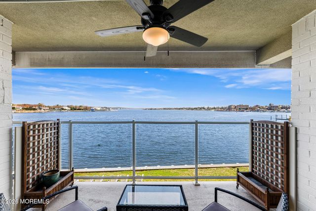 138 Bodman Place 11, Red Bank, NJ 07701