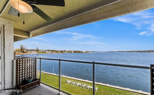 138 Bodman Place 11, Red Bank, NJ 07701