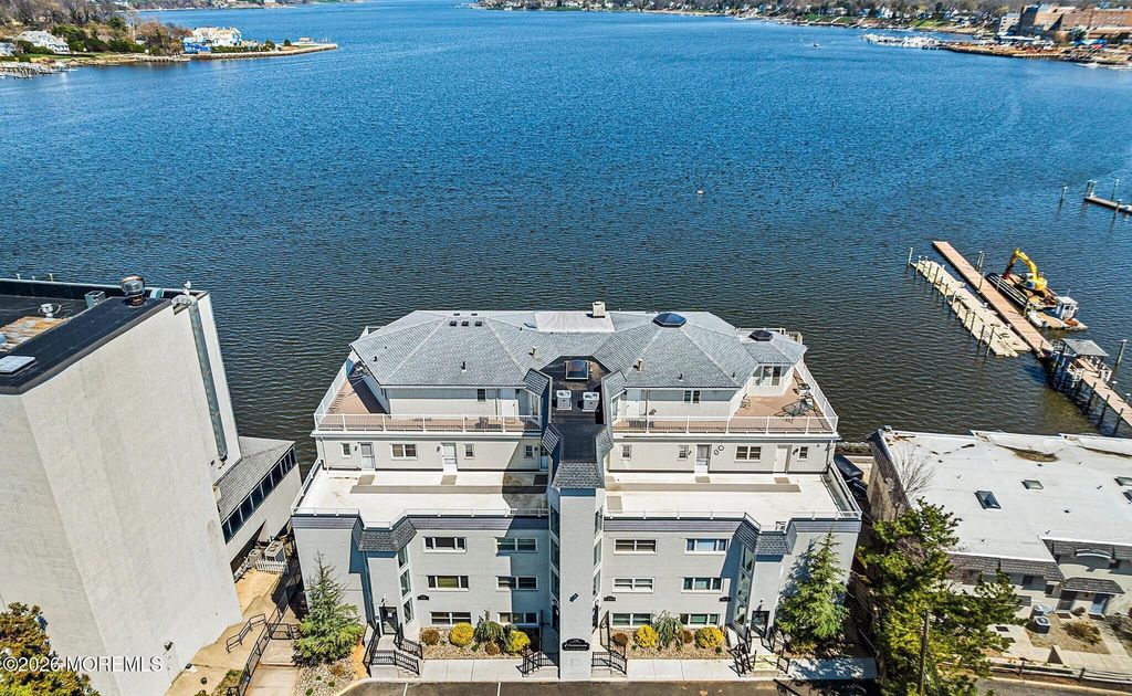 138 Bodman Place 11, Red Bank, NJ 07701