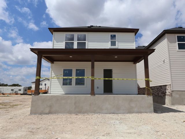 587 Bishop Wood RD, Dripping Springs, TX 78620