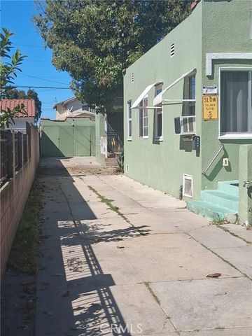 8469 Cypress, South Gate, CA 90280