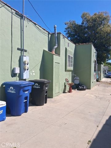 8469 Cypress, South Gate, CA 90280