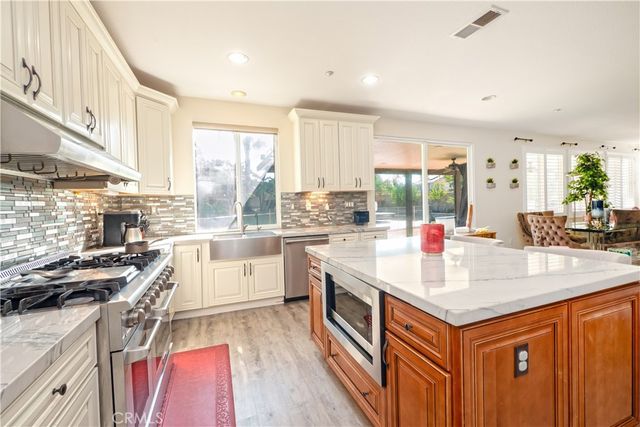 7505 Blue Mist Court, Fontana, CA 92336