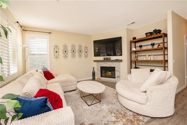 7505 Blue Mist Court, Fontana, CA 92336