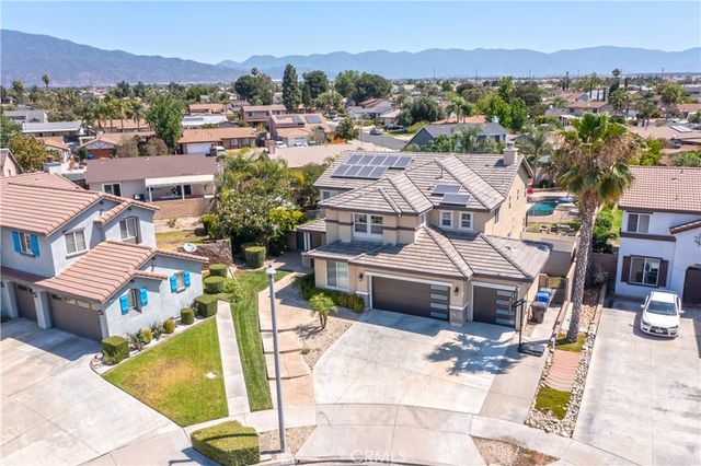 7505 Blue Mist Court, Fontana, CA 92336