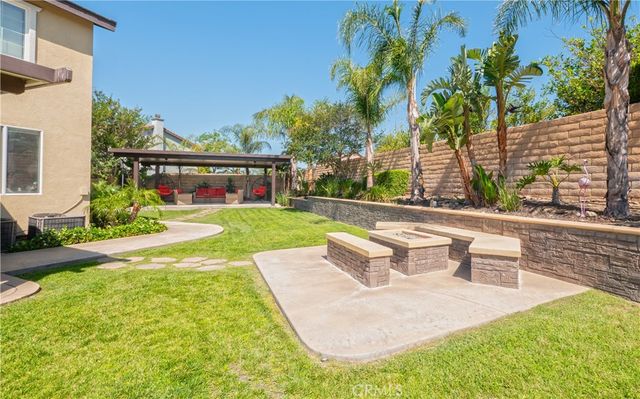 7505 Blue Mist Court, Fontana, CA 92336