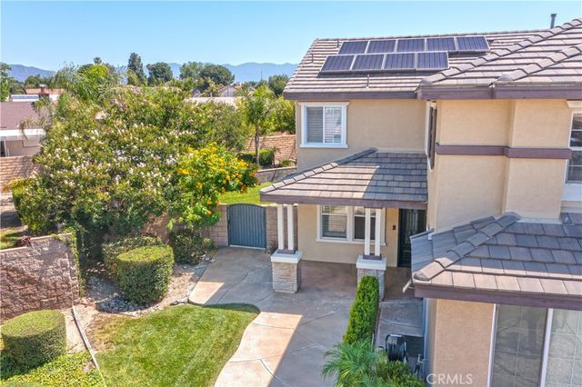 7505 Blue Mist Court, Fontana, CA 92336