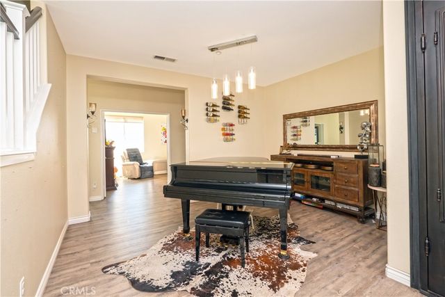 7505 Blue Mist Court, Fontana, CA 92336