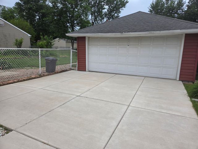 309 Maple Lane, Crown Point, IN 46307