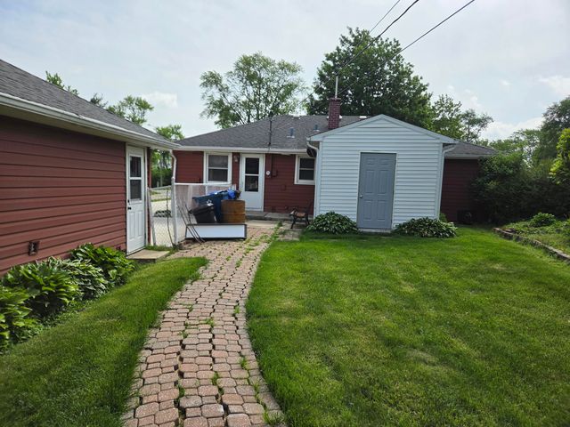 309 Maple Lane, Crown Point, IN 46307