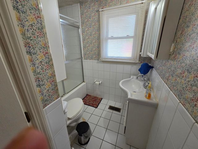 309 Maple Lane, Crown Point, IN 46307
