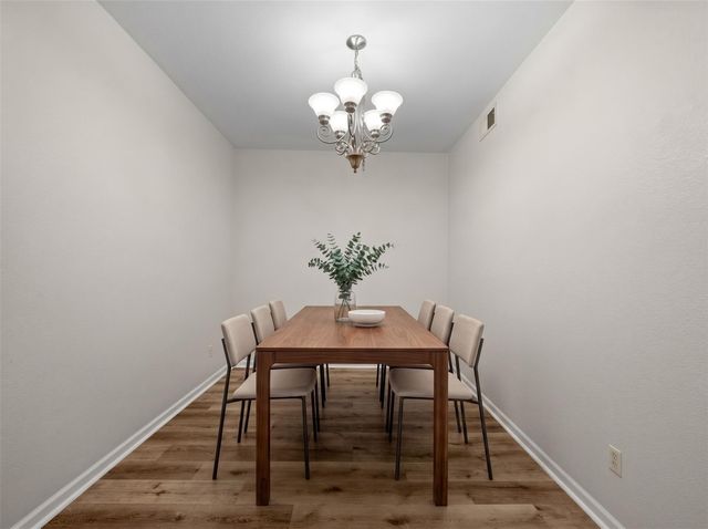 6611 W Sam Houston Parkway S 1E, Houston, TX 77072