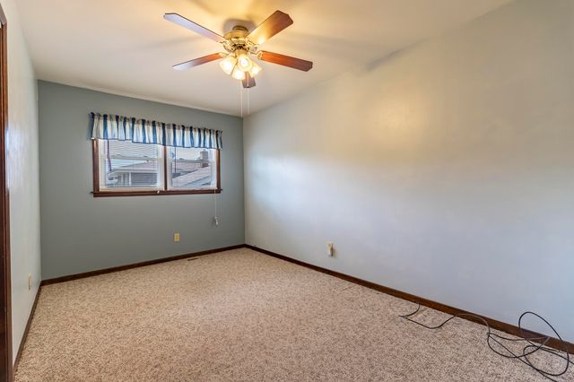 9205 Idlewild Drive, Highland, IN 46322