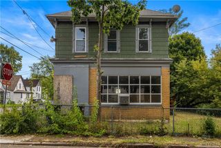 1149 Michigan Avenue, Niagara Falls, NY 14305