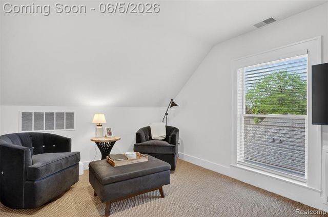 691 W Frank Street, Birmingham, MI 48009