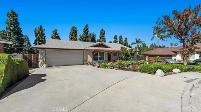 11740 Maple, Whittier, CA 90601