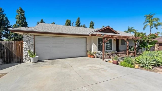11740 Maple, Whittier, CA 90601