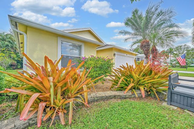 2870 SW Versailles Terrace, Stuart, FL 34997