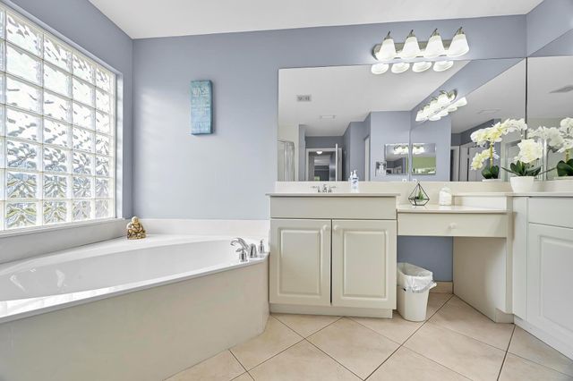 2870 SW Versailles Terrace, Stuart, FL 34997