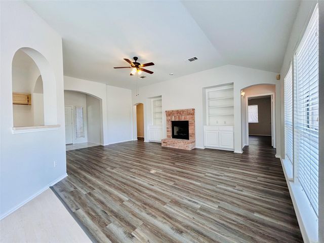 18001 Worley DR, Pflugerville, TX 78660