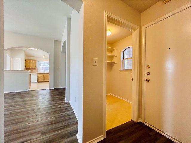 18001 Worley DR, Pflugerville, TX 78660