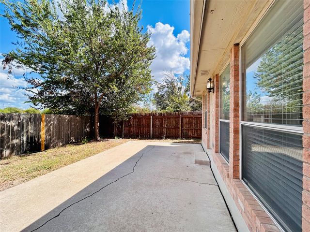 18001 Worley DR, Pflugerville, TX 78660