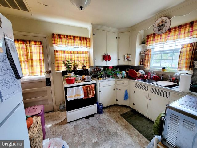 562 DUNN IRVIN DR, Hagerstown, MD 21740