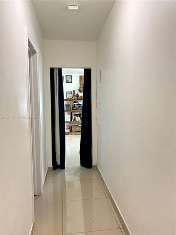 204 SW 7th Ave, Hallandale Beach, FL 33009