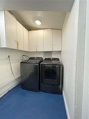 204 SW 7th Ave, Hallandale Beach, FL 33009