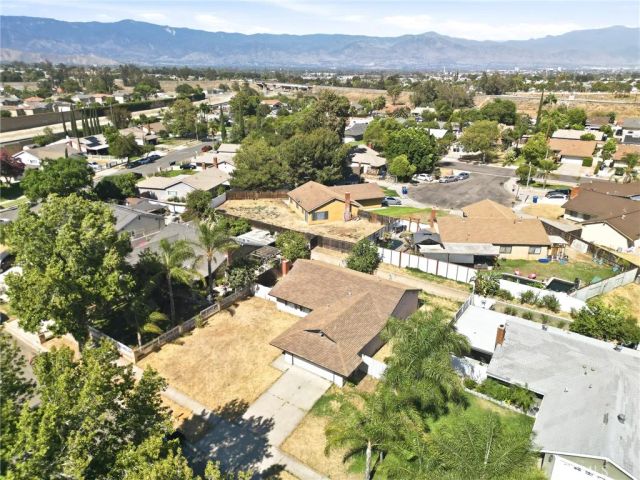 243 S Sutter, San Bernardino, CA 92410