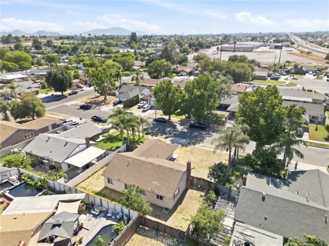 243 S Sutter, San Bernardino, CA 92410