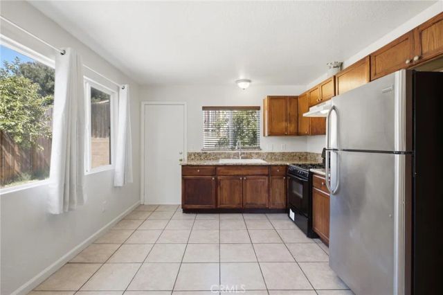 243 S Sutter, San Bernardino, CA 92410