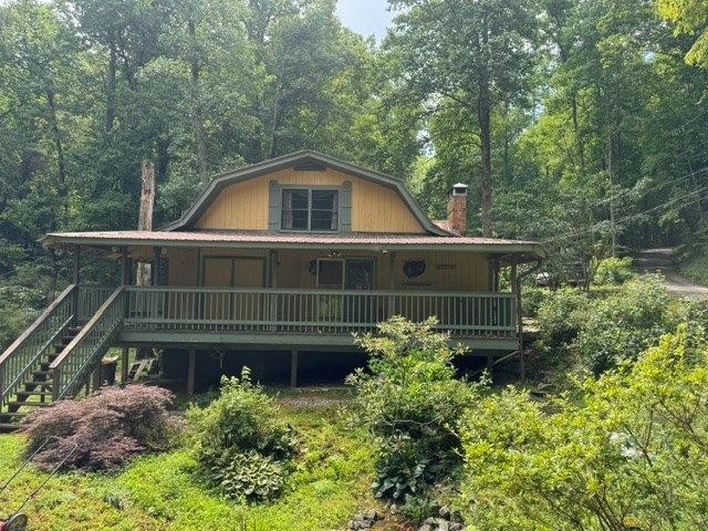 349 Happy Hollow Circle, Suches, GA 30572