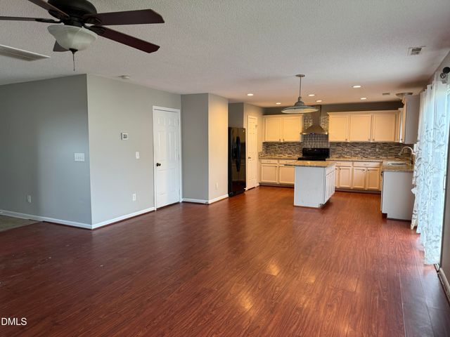 3133 Mackinac Island Lane, Raleigh, NC 27610