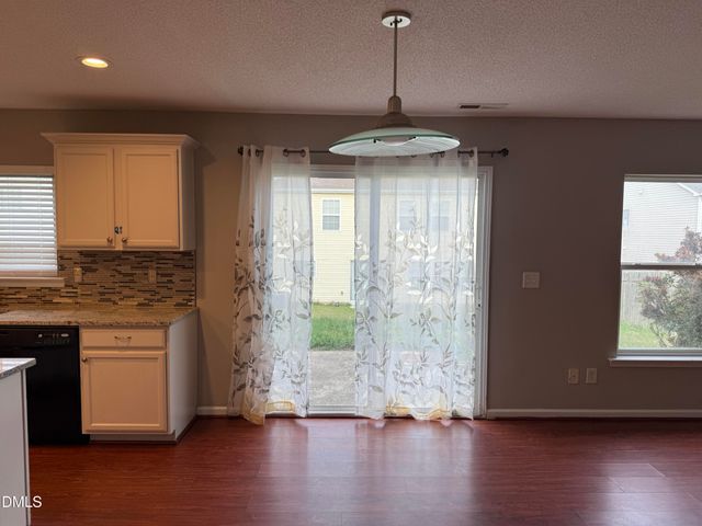 3133 Mackinac Island Lane, Raleigh, NC 27610