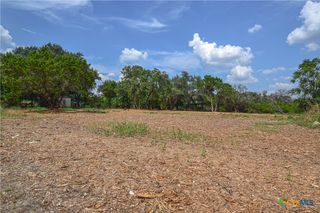 332 Arrowhead Point Road, Belton, TX 76513