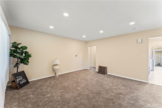 1024 Leonard Avenue, Los Angeles, CA 90022