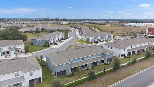 5349 PINECONE COURT, Wildwood, FL 34785