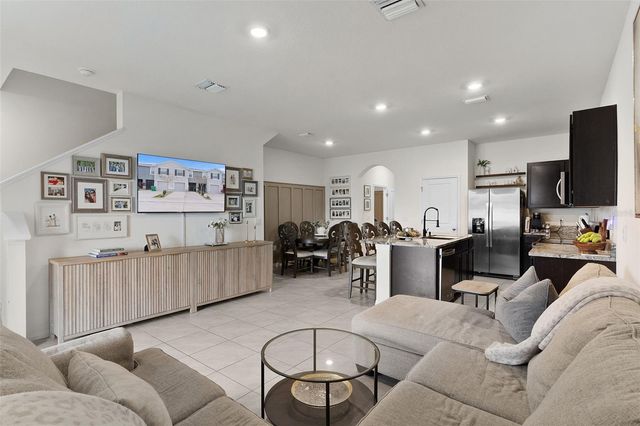 5349 PINECONE COURT, Wildwood, FL 34785