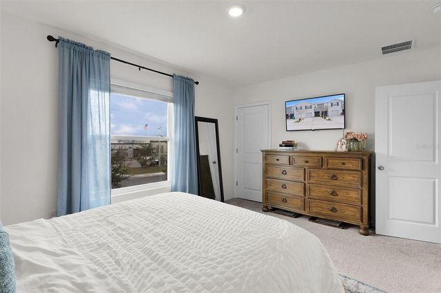 5349 PINECONE COURT, Wildwood, FL 34785